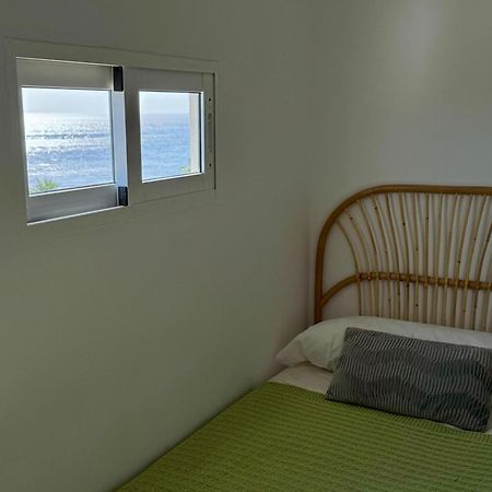 אסטפונה Sunnypalms - Beachfront Penthouse With Stunning Sea View מראה חיצוני תמונה